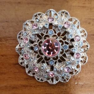 Vintage 1980s -Silver-Tone and Rhinestones Filigree Brooch